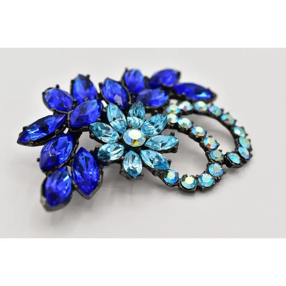 Unbranded stunning pin
